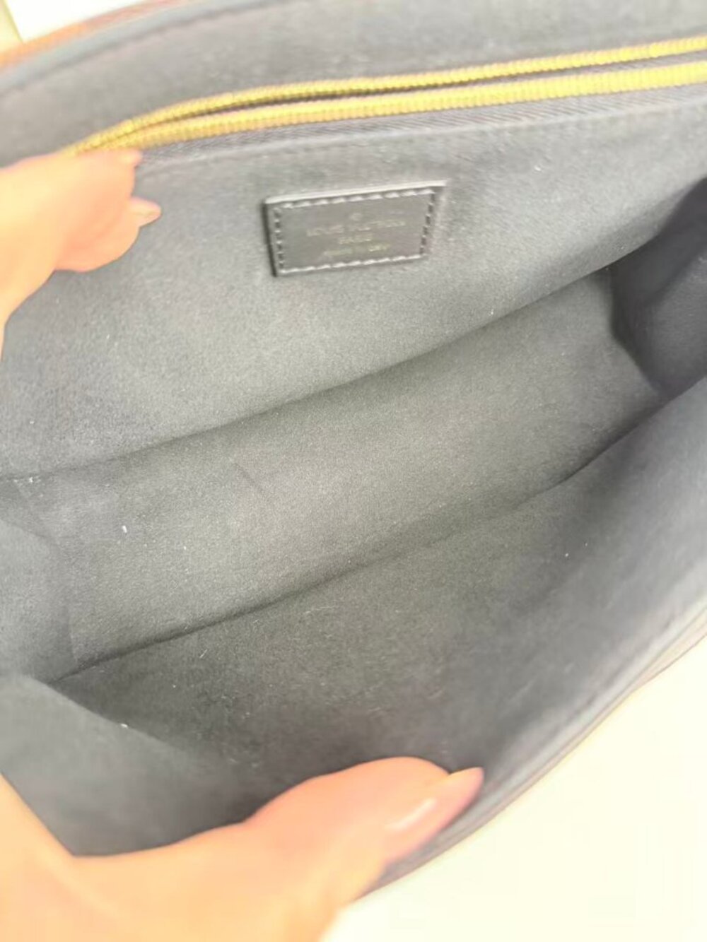 Louis Vuitton vavin damier with leather - Picture 13 of 13